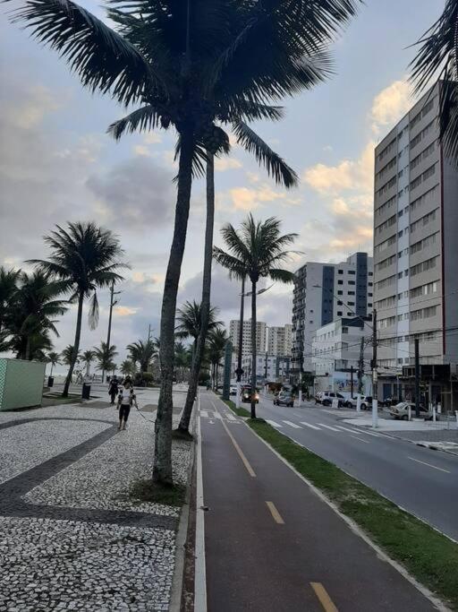 Kitnet A 20 Metros Da Praia Praia Grande  Exteriör bild